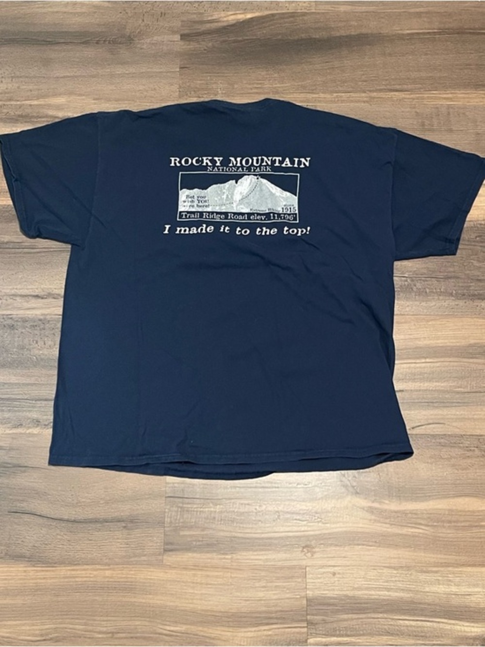 5 for $25! Rocky Mountain National Park Navy Graphic Tee!